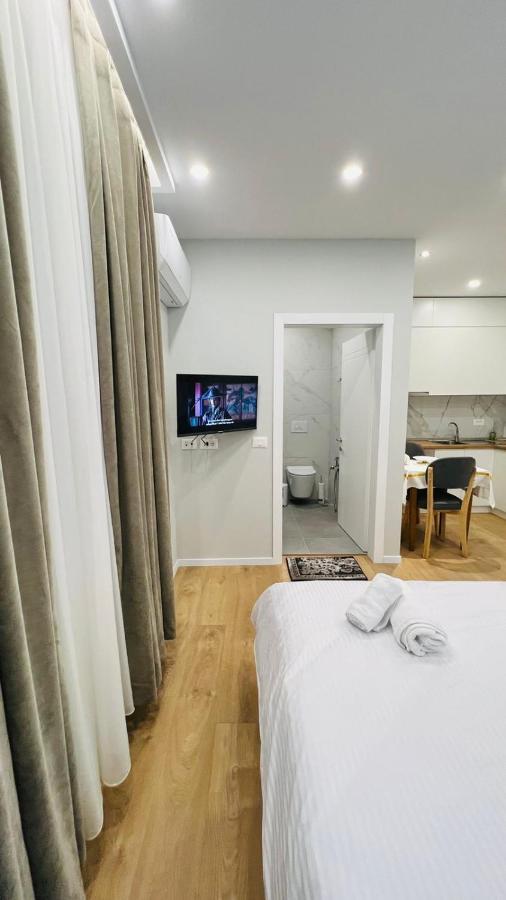 Kristi Apartments 01 티라나 외부 사진