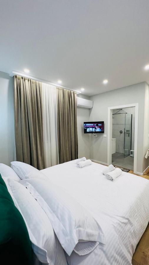 Kristi Apartments 01 티라나 외부 사진
